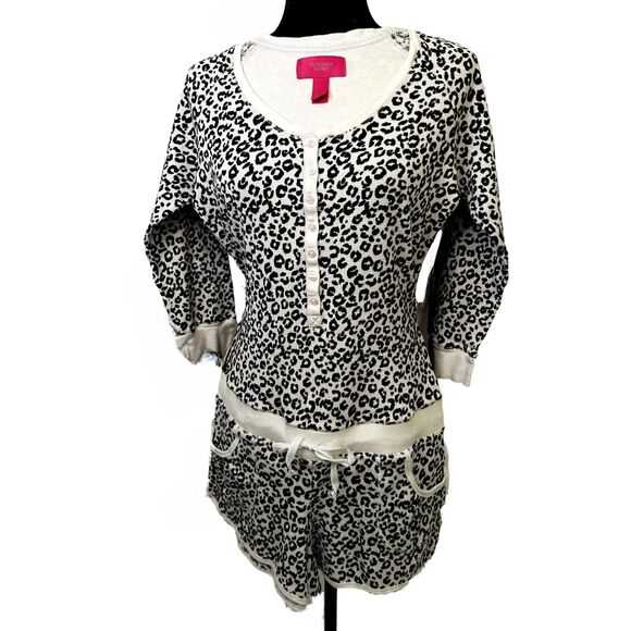 Victoria’s Secret Women’s Thermal Striped Romper Pajamas Black White Size Medium - Picture 7 of 7